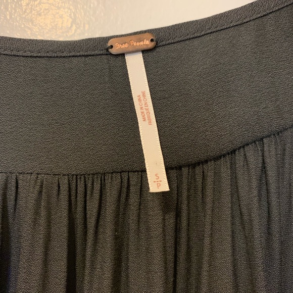Free People Gray Boho Ruffle Top - S - Picture 3 of 5
